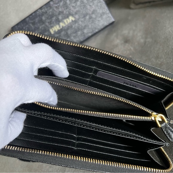 Prada Long Wallet - Picture 4 of 9